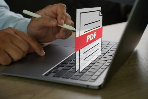 Mann gestalten ein barrierefreies PDF